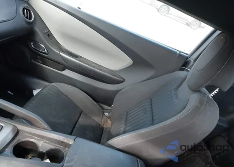 2014 Chevrolet Camaro 2Ls from USA, damaged, VIN 2G1FA1E34E9135990